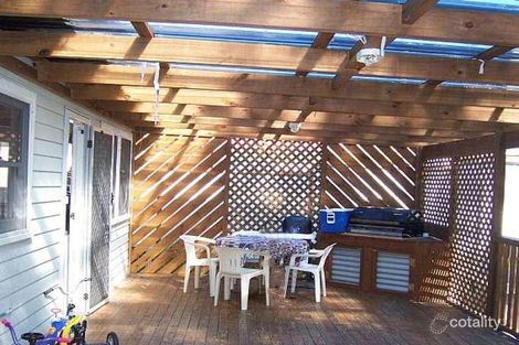 Property photo of 35 Yeramba Road Summerland Point NSW 2259