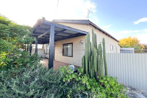 11 Mackrell St, Ungarie, NSW 2669