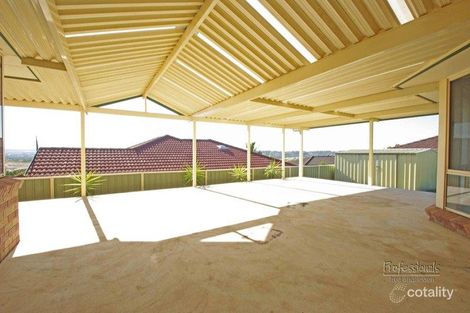 Property photo of 9 Hillview Crescent Macquarie Hills NSW 2285
