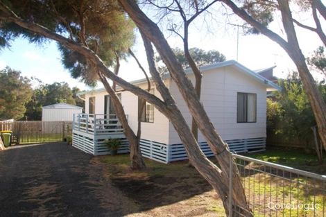 Property photo of 8 Dolphin Drive Smiths Beach VIC 3922