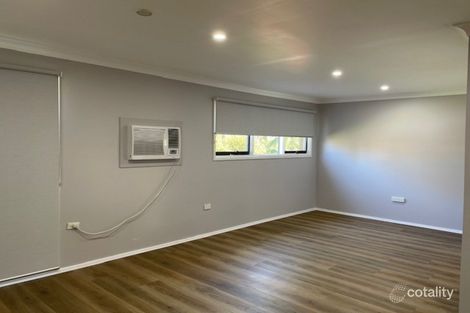 Property photo of 2 Swallow Place Ingleburn NSW 2565