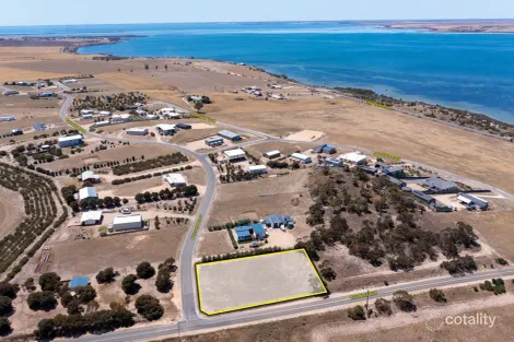 Property photo of 2 Kennedy Road Streaky Bay SA 5680