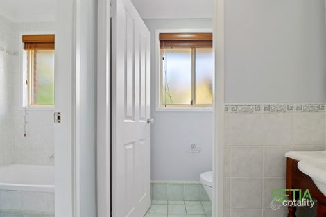 Property photo of 16 Kenneth Slessor Drive Glenmore Park NSW 2745