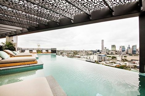Property photo of 609/2-4 Edmondstone Street South Brisbane QLD 4101