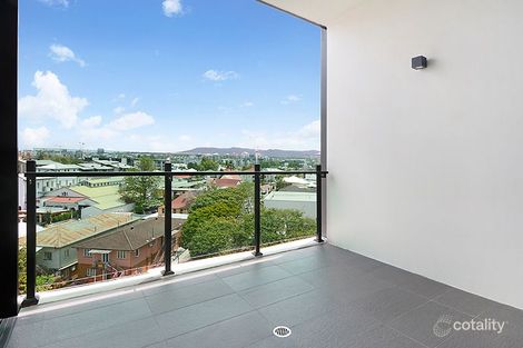 Property photo of 609/2-4 Edmondstone Street South Brisbane QLD 4101