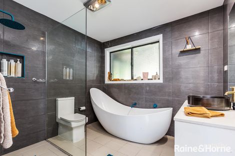 Property photo of 29 Elizabeth Cook Drive Rankin Park NSW 2287