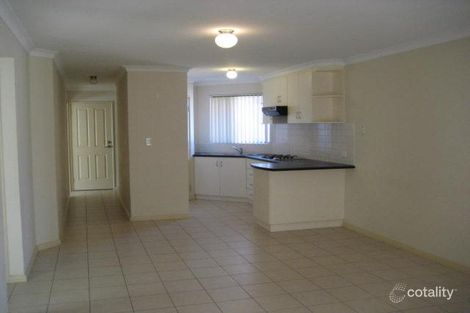 4/17 Coogee Rd, Lake Coogee, WA 6166