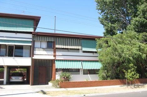Property photo of 2/36 Narong Road Caulfield North VIC 3161