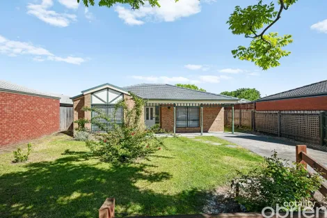 5 Claremont Glen, Berwick, VIC 3806