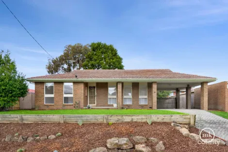 Property photo of 26 Allumba Drive St Helena VIC 3088