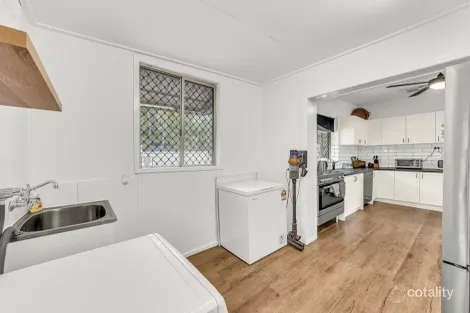 Property photo of 29 Wellen Street Bundamba QLD 4304