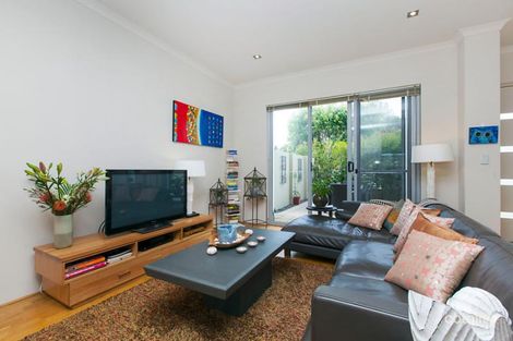 Property photo of 39 Williamson Way Trigg WA 6029