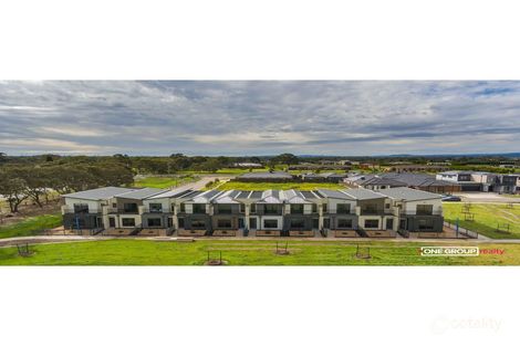 Property photo of 9 Tarlo Court Craigieburn VIC 3064