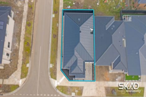 Property photo of 63 Alloca Crescent Donnybrook VIC 3064