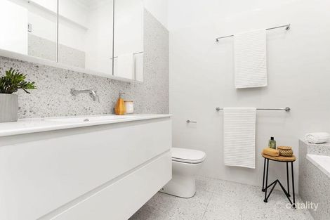 Property photo of 2/38-40 John Street Leichhardt NSW 2040