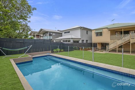 143 Shrapnel Rd, Cannon Hill, QLD 4170