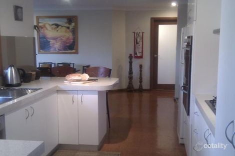 Property photo of 6 Juniper Place Forest Hill NSW 2651