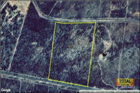 8 Basil Dr, Forest Ridge, QLD 4357