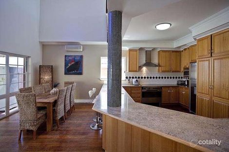 Property photo of 9 Princess Road Doubleview WA 6018