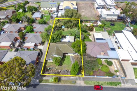 Property photo of 26 Pine Avenue North Shore VIC 3214