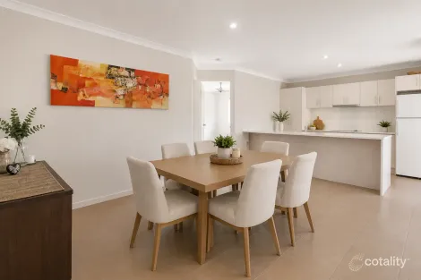 Property photo of 10 Penfolds Close Pimpama QLD 4209