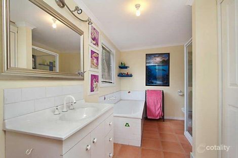 Property photo of 4 Wortha Street Bendigo VIC 3550