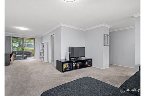 Property photo of 70 Riveroak Drive Mardi NSW 2259