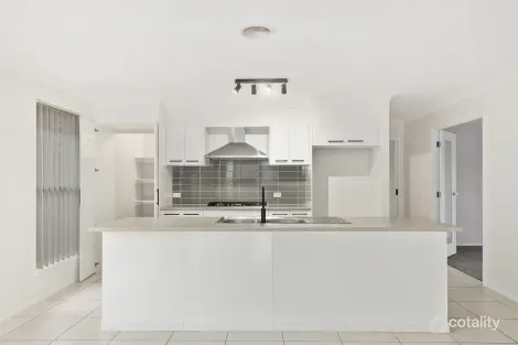 Property photo of 18 Wallis Avenue Renwick NSW 2575