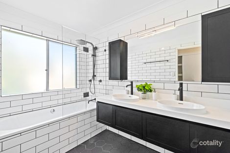 Property photo of 22 Sixth Avenue Palm Beach QLD 4221