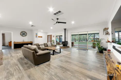 Property photo of 33 Tuart Close Stake Hill WA 6181