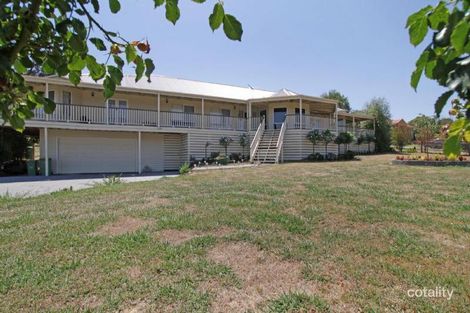 15 Zoe Louise Dr, Healesville, VIC 3777