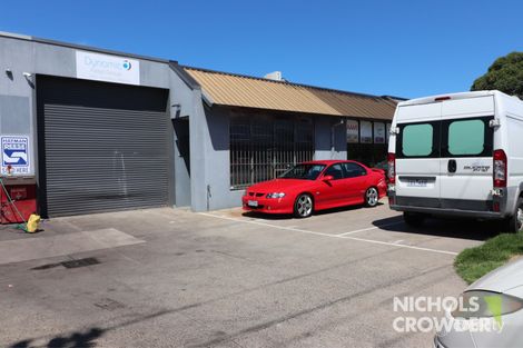 4/4 Canterbury Rd, Braeside, VIC 3195