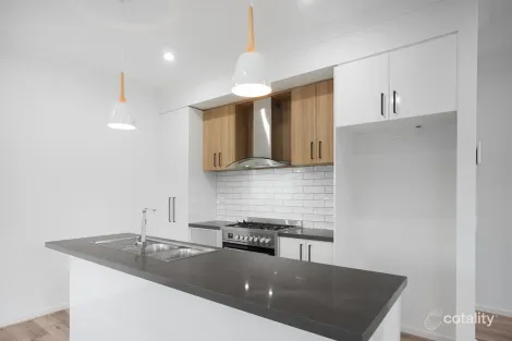 Property photo of 3 Turntable Road Wollert VIC 3750