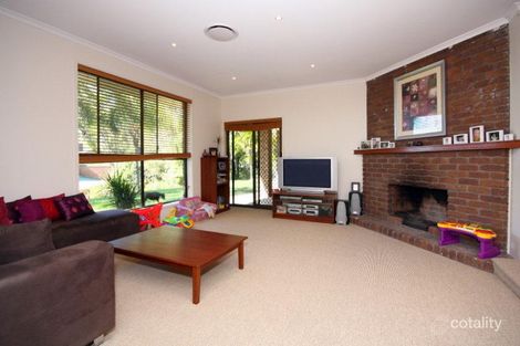 Property photo of 4 Wallaby Drive Mudgeeraba QLD 4213