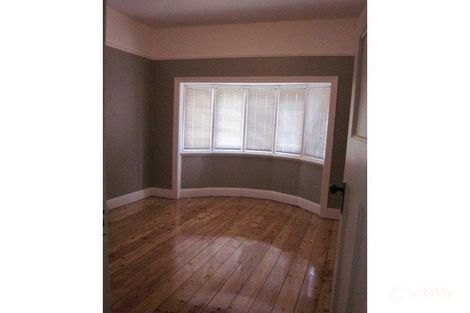 Property photo of 33 Powell Street Reservoir VIC 3073
