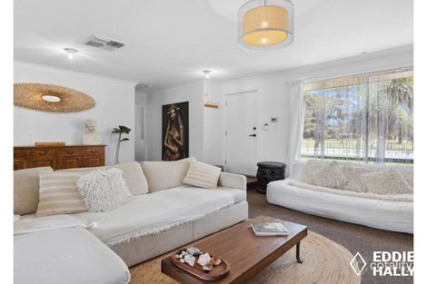 Property photo of 38 Tern Loop Yangebup WA 6164