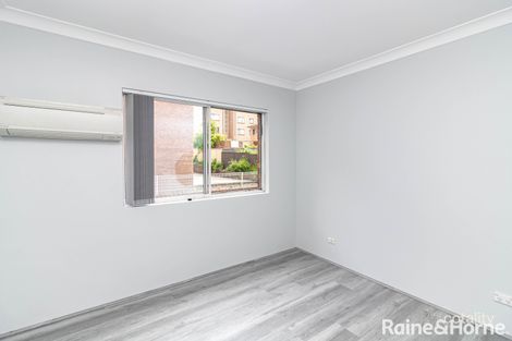 Property photo of 2/15 Pye Street Westmead NSW 2145