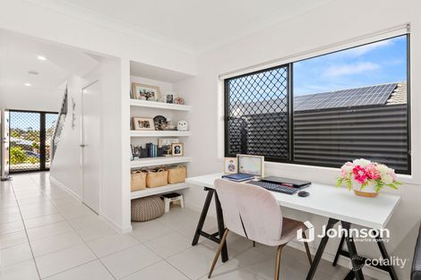 Property photo of 8 Koona Place Hillcrest QLD 4118
