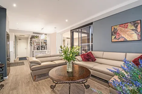 Property photo of 602/4 Wahroonga Place Surfers Paradise QLD 4217