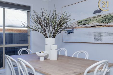 Property photo of 77 Songlark Crescent Thurgoona NSW 2640