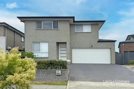 17 Sammarah Rd, Edmondson Park, NSW 2174