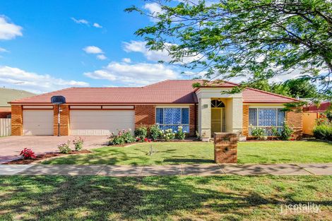 Property photo of 25 Meadow Glen Drive Melton West VIC 3337