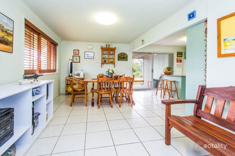 Property photo of 30 Barnard Street Biggera Waters QLD 4216