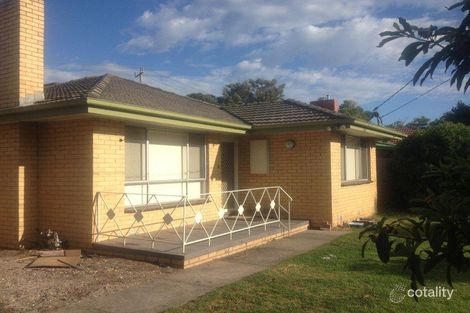 Property photo of 28 Gairloch Drive Frankston VIC 3199