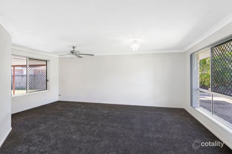 Property photo of 33 Wiltshire Street Heritage Park QLD 4118