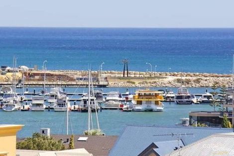 Property photo of 52 Mariners View Mindarie WA 6030