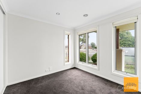Property photo of 2 Seed Street Kurunjang VIC 3337