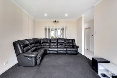 Property photo of 7 Auldstone Place Huntfield Heights SA 5163