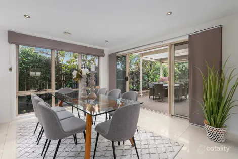Property photo of 34 Beveridge Crescent Forde ACT 2914
