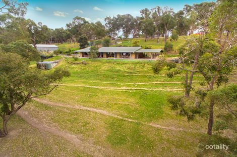8 Lorimer Rd, Wattle Glen, VIC 3096